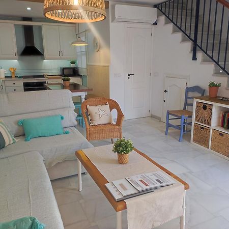 Casa Lola Conil, Azotea Al Mar Y Parking Solo Familias O Parejas Villa Conil De La Frontera Ngoại thất bức ảnh