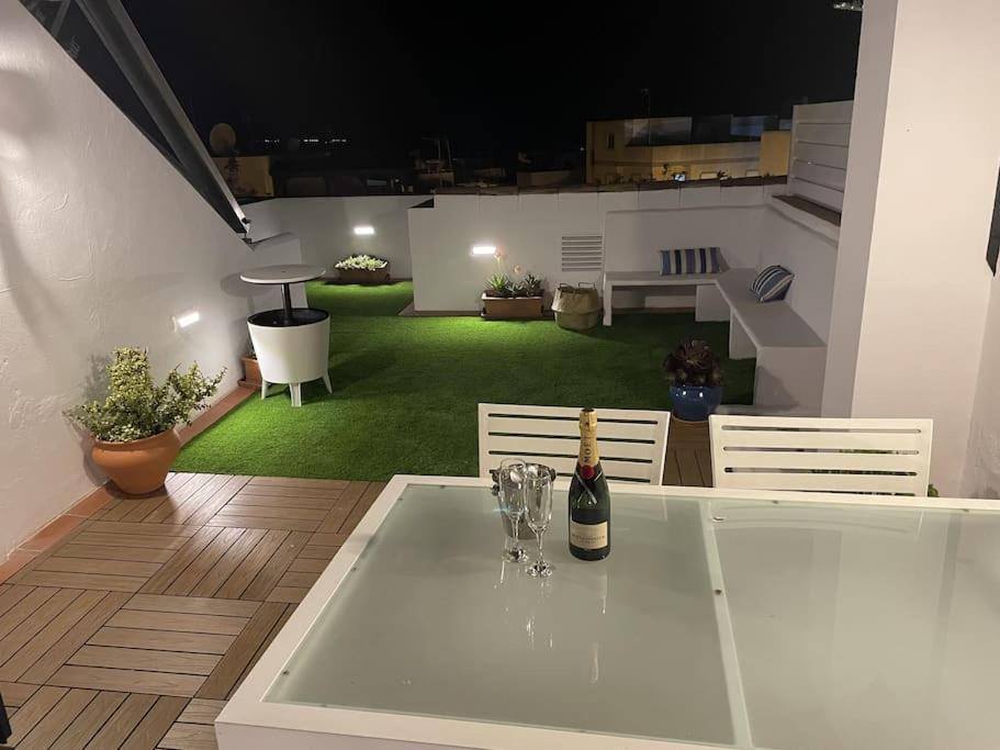Casa Lola Conil, Azotea Al Mar Y Parking Solo Familias O Parejas Villa Conil De La Frontera Ngoại thất bức ảnh
